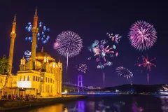 Istanbul-New-Year-Fireworks-on-the-Bosphorus